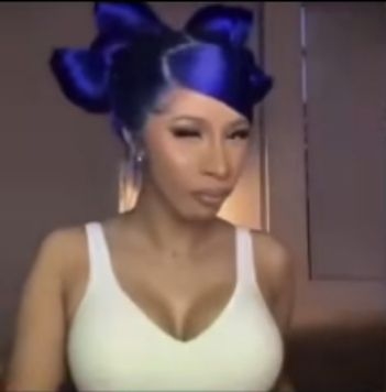 ảnh cardi B chê meme