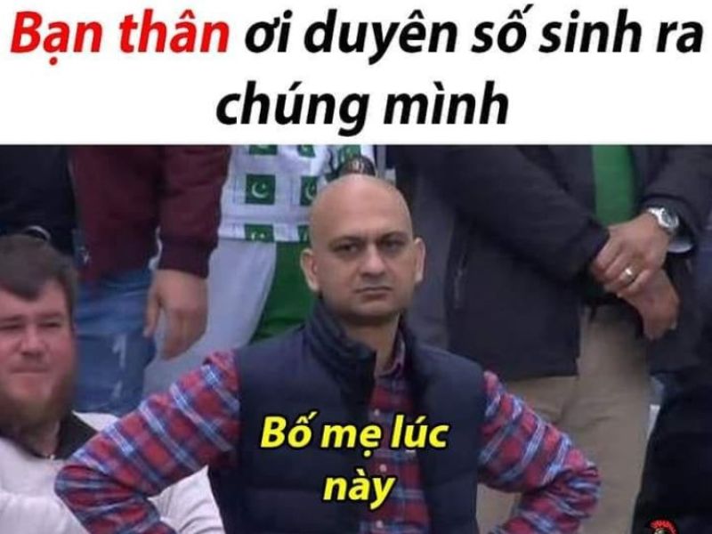 chống nạnh meme