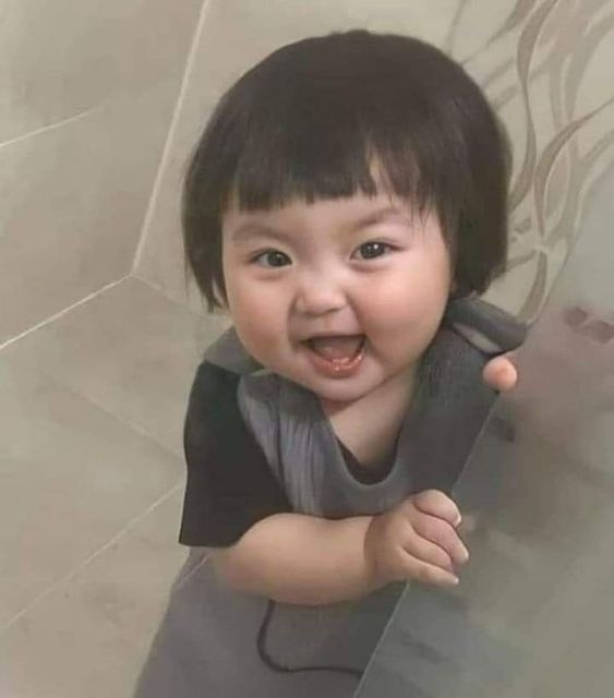 999+ Meme em bé khóc, em bé Hàn Quốc cute hài hước