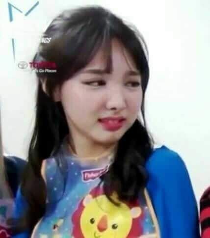 meme Nayeon chê